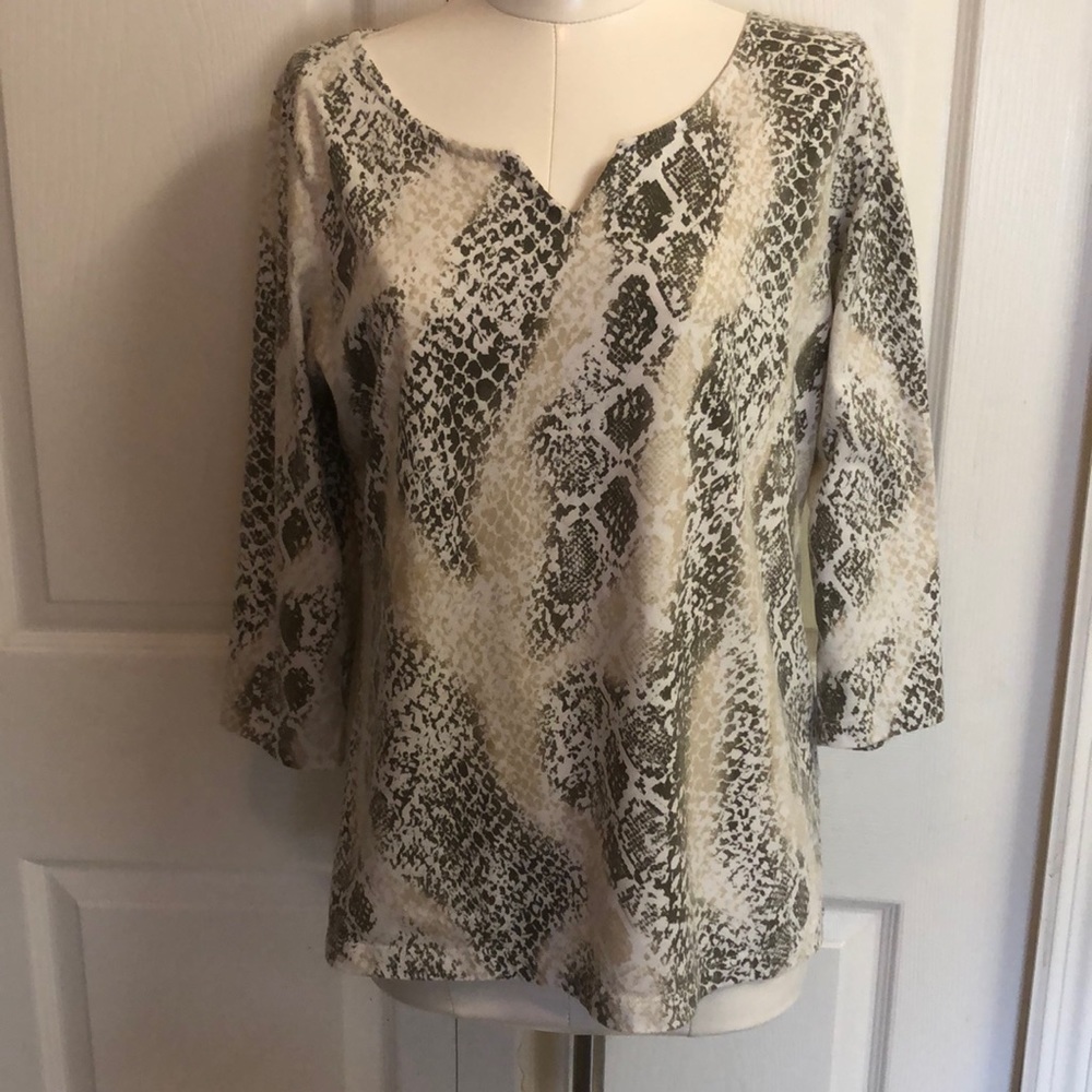 EUC RUBY RD SIZE MEDIUM REPTILE PRINT